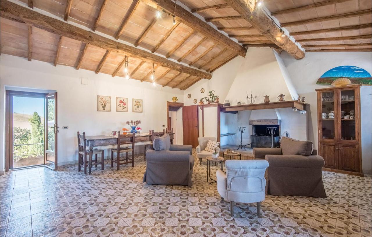 Gorgeous Home In Montalcino With Kitchen 외부 사진