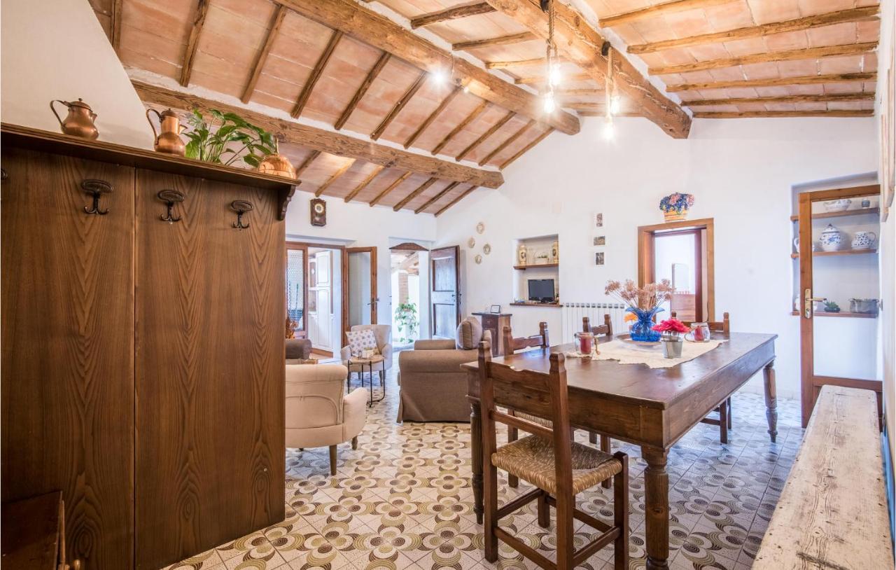 Gorgeous Home In Montalcino With Kitchen 외부 사진