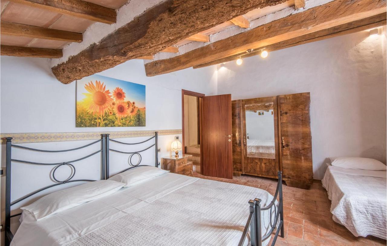 Gorgeous Home In Montalcino With Kitchen 외부 사진